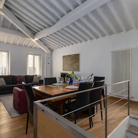 The View: Boutique Near Piazza Del Campo Apartment *