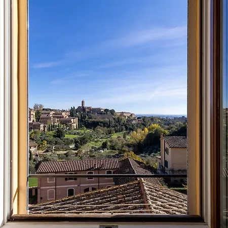 Apartment The View: Boutique Near Piazza Del Campo Siena