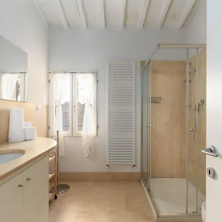 Apartment The View: Boutique Near Piazza Del Campo Siena